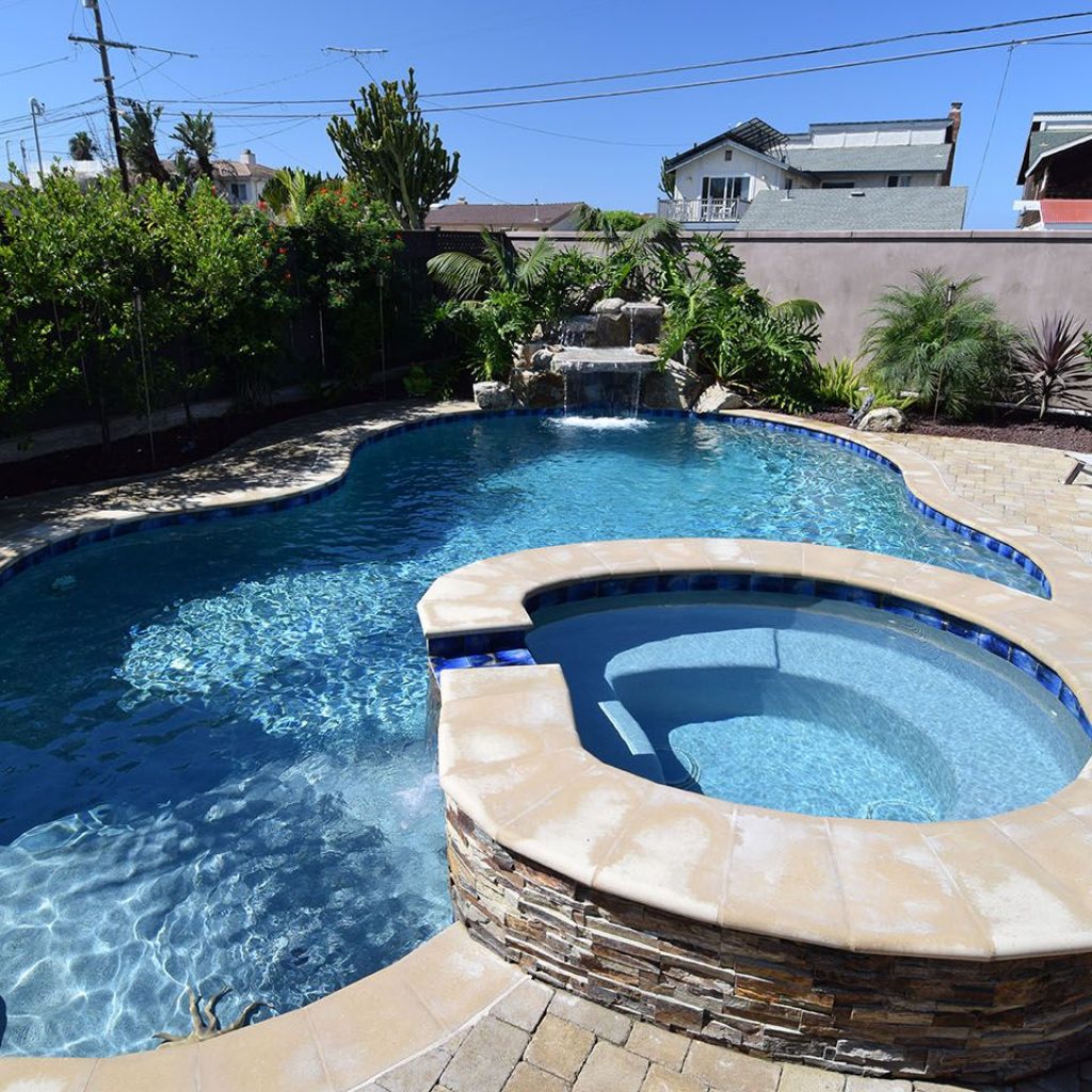 Custom Spas & Hot Tubs by Pacific Sun Pools & Spas Offer Relaxation