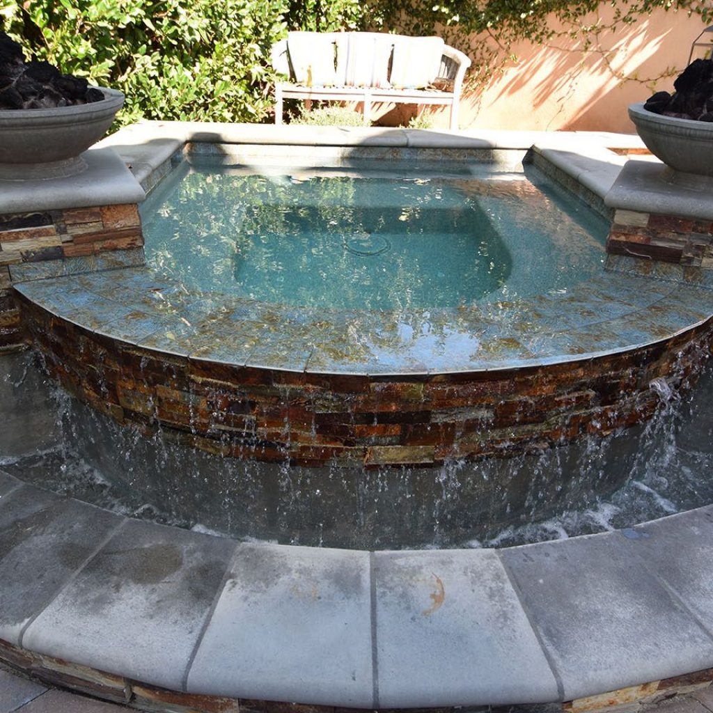 Add a Spa to your Luxury Pool Design