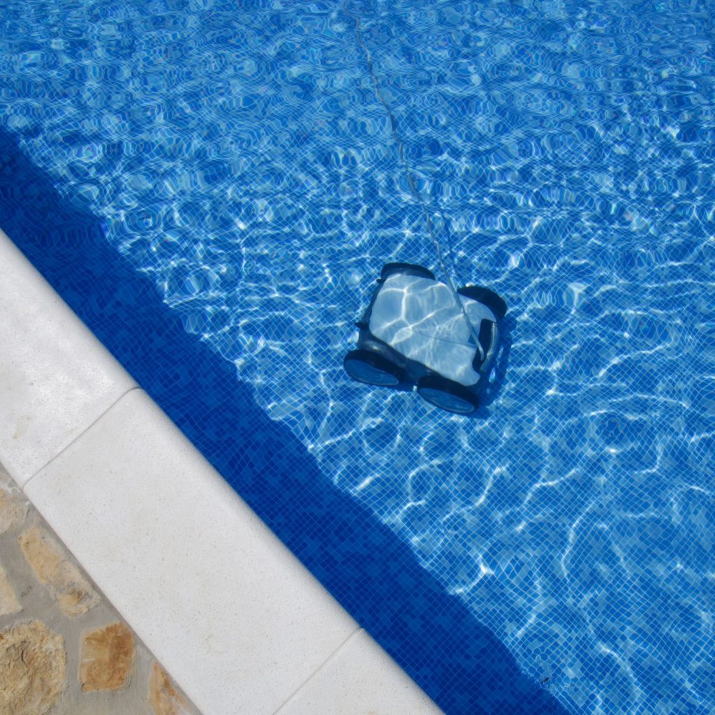 Looking for an automatic pool cleaner? Here are a few things to consider.