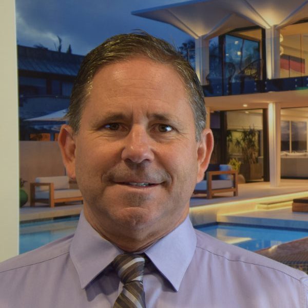 rob_crop-e1554742972856